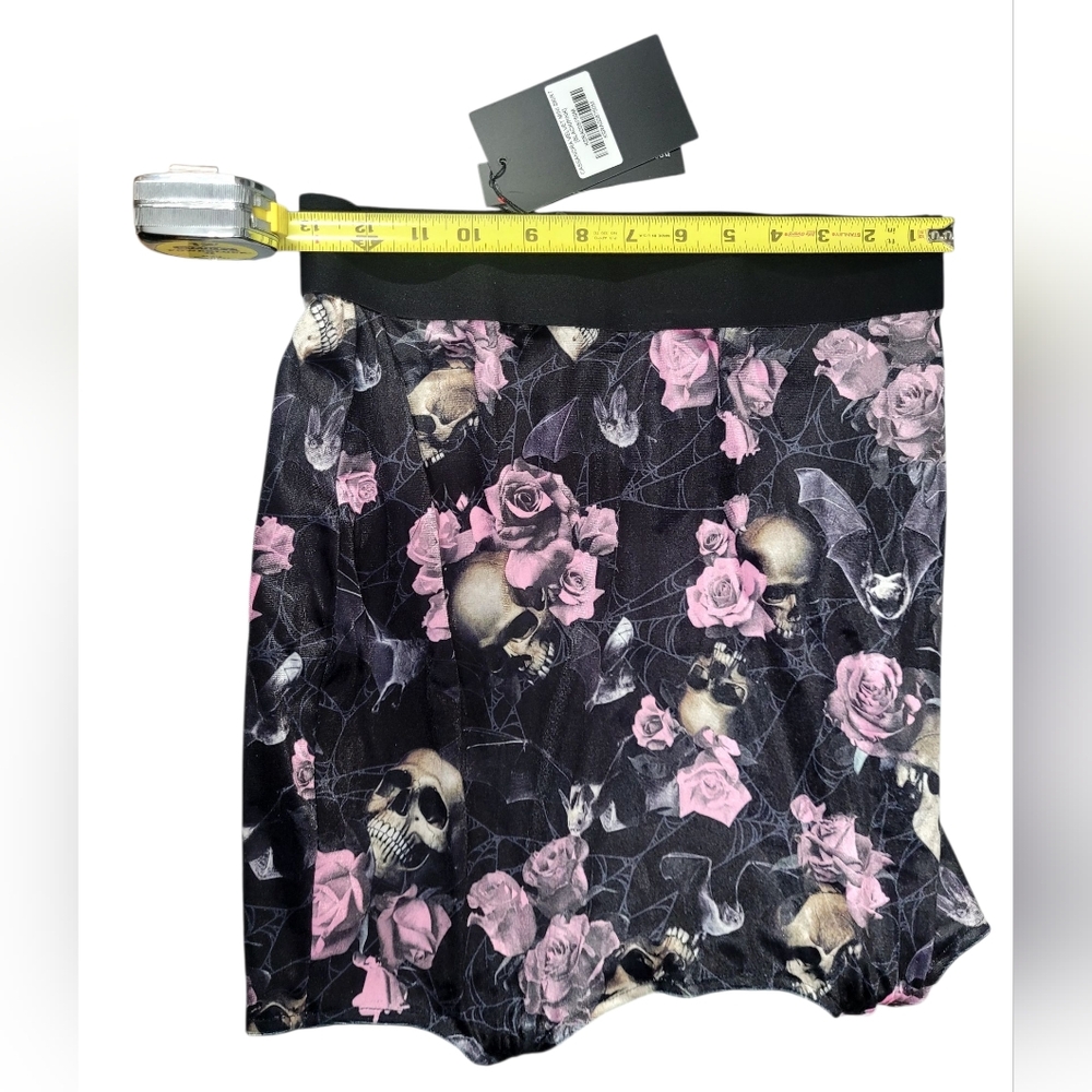 Killstar Cassandra Velvet Mini Skirt [Black/Pink] - Picture 6 of 8